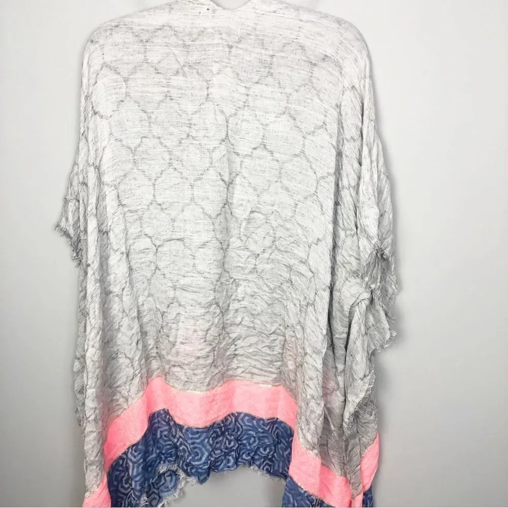 FRANCESCA’S | Colorblock Patterned Kimono Gray, Neon Coral, and Blue Women’s OS